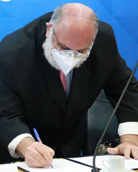 Minist�rio da Sa�de assina carta compromisso com a Alian�a Nacional