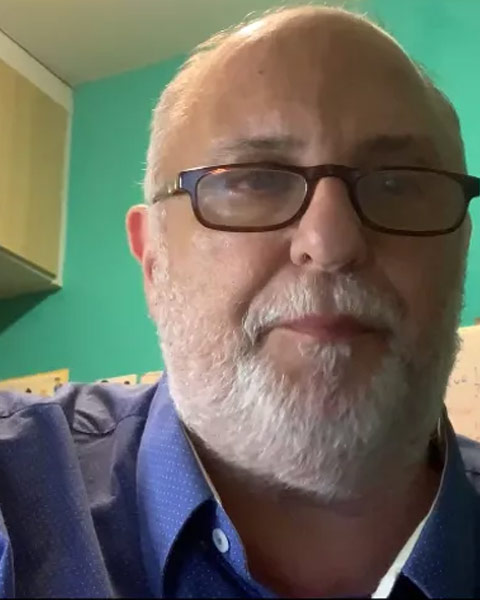 Mensagem do Presidente da SOBRASP, Victor Grabois, direcionada aos farmac�uticos e seu papel fundamental na sa�de. 