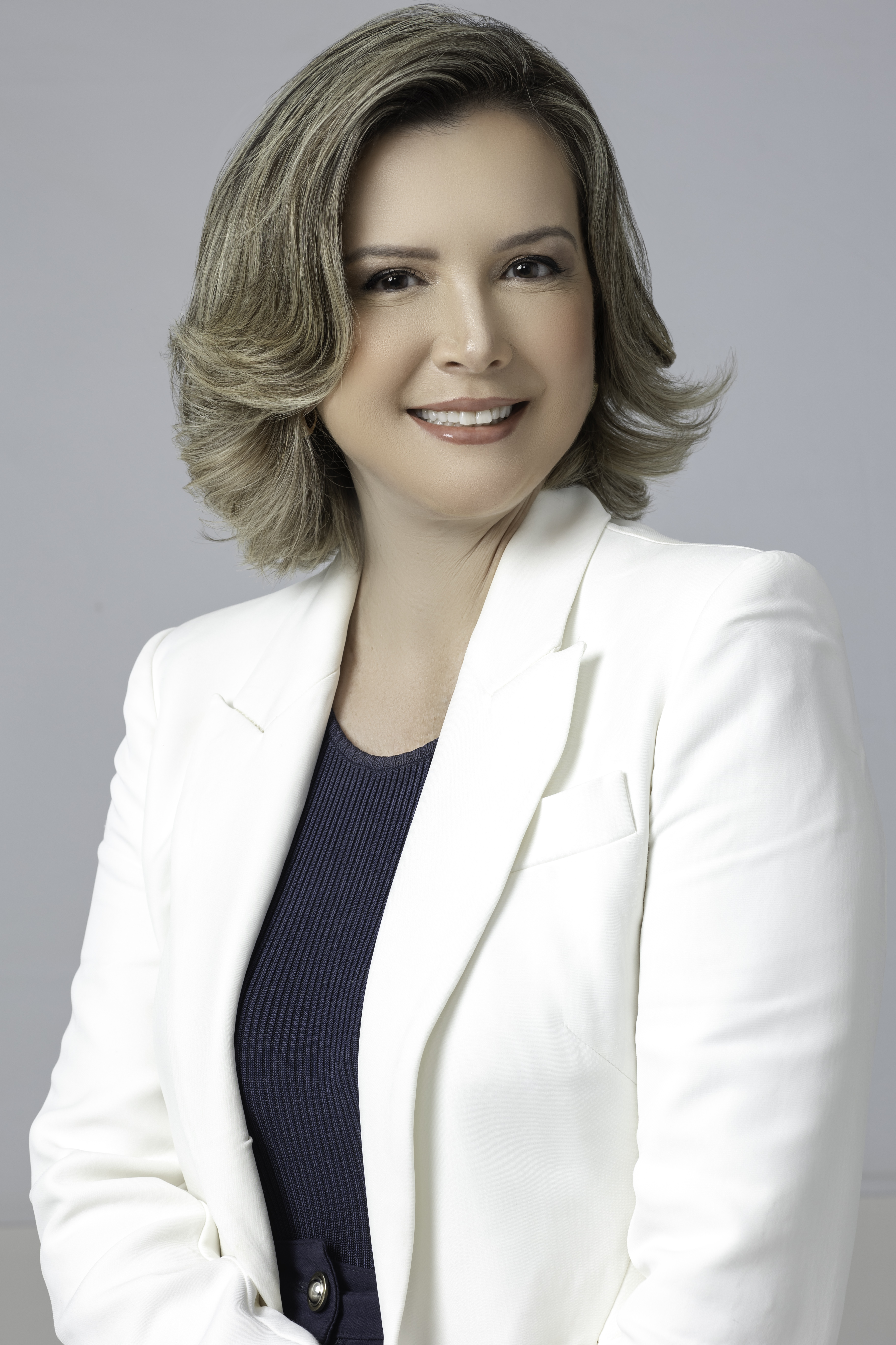 KARLA EMERENCIANO